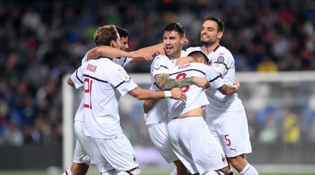 كالتشيو 6| ميلان يستعرض عضلاته أمام ساسولو برباعية