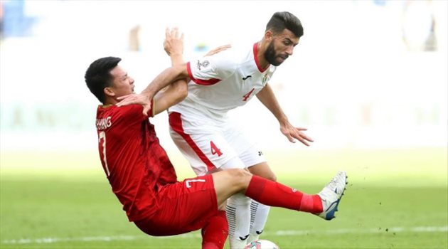  فيتنام تعبر الأردن بضربات الجزاء وتنتظر الفائز من السعودية واليابان في كأس آسيا