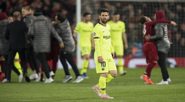 جماهير برشلونة توبخ ميسي بعد وداع دوري الأبطال أمام ليفربول