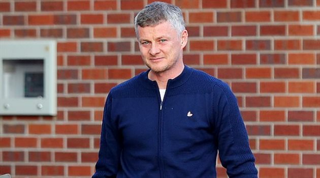 حسم الأمر.. مانشستر يونايتد ينهي التعاقد مع خليفة سولسكاير