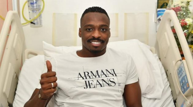 مدافع الأهلي يوجه رسالة شكر وعرفان إلى تركي آل الشيخ