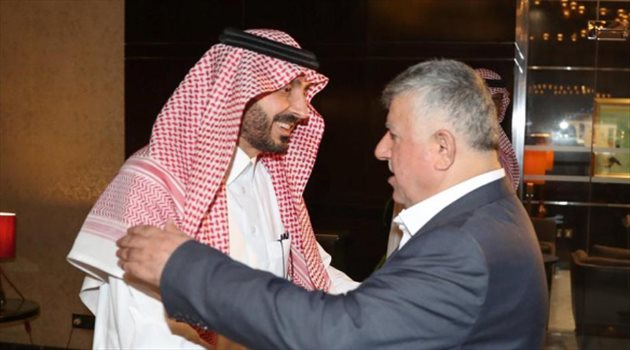  الفواز يزور بعثة المنتخب العراقي