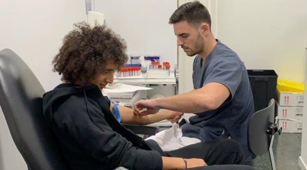  عموري يجري جراحة الصليبي في برشلونة