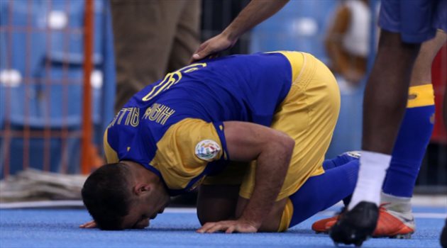 حمد الله يتسلح بـ "تاريخ" النصر قبل مباراة الهلال