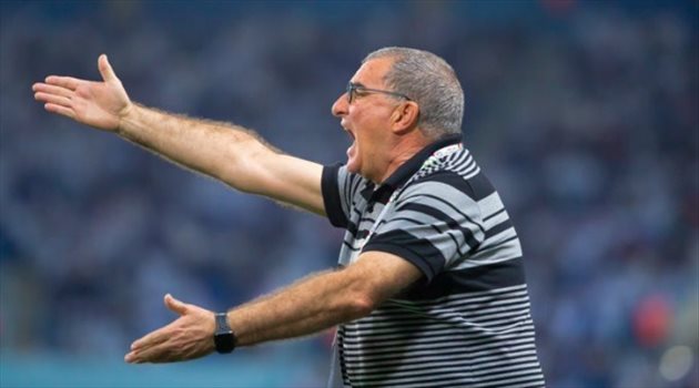 بعد واقعة الهلال.. مدرب أحد "ينتقد" حارسه: لا يعبر عن أخلاق نادينا