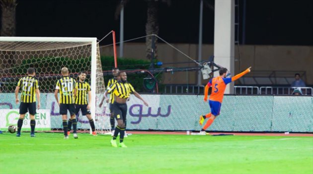 الفيحاء يتلقى ضربة موجعة قبل مواجهة الاتحاد