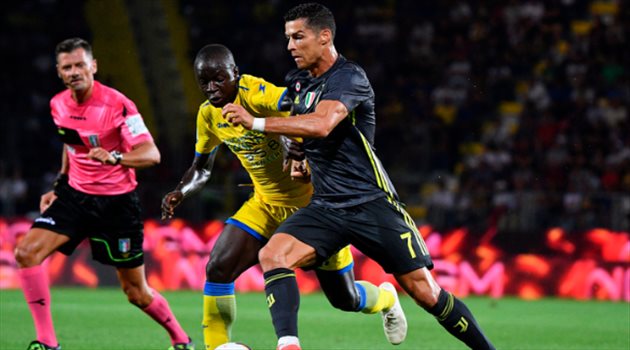  كالشيو 5| رونالدو يقود يوفنتوس لفوز مثير على حساب فروسينوني