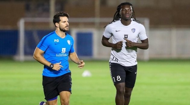 كلاسيكو المملكة| جوميز يعود إلى تدريبات الهلال.. وعموري في "العيادة"