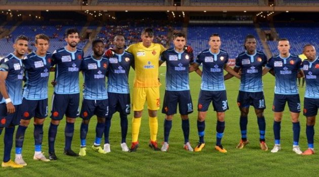 60 ألف تذكرة للجماهير.. الوداد المغربي ينظم مباراة ضد "فيروس كورونا"