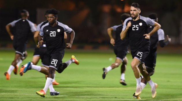  دوري المحترفين| الشباب يواصل تدريباته استعدادا للتعاون