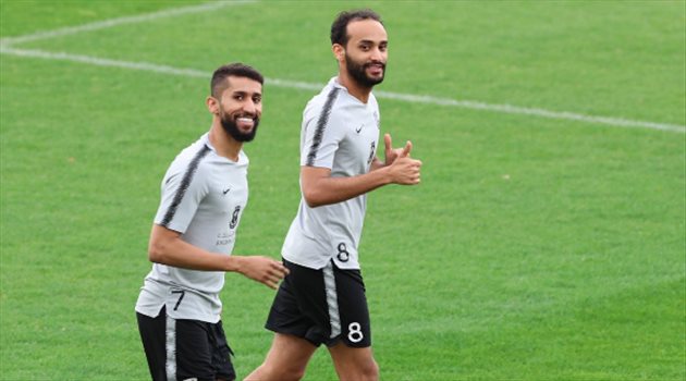 الهلال ينتظر عودة عطيف قبل مواجهة الأهلي آسيويا