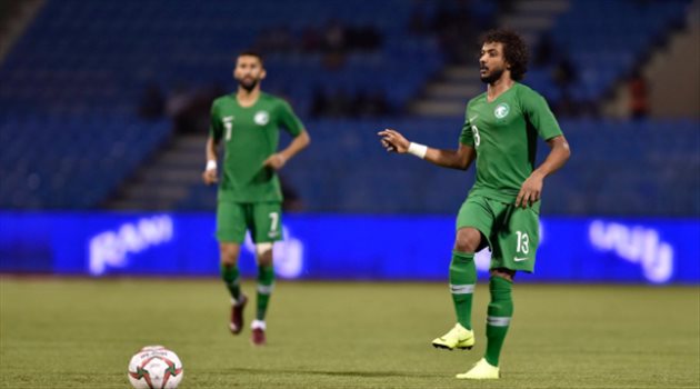  تصريح مثير من الشهري على خطأ نجم الهلال مع منتخب السعودية