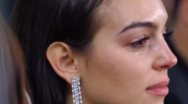 "رسالة عاطفية".. جورجينيا تتغزل في رونالدو بعد إقصاء أتلتيكو