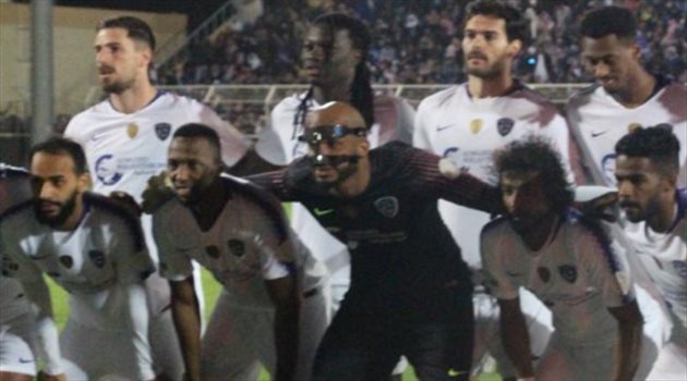 تقارير| حارس مصري يحمي عرين الهلال الموسم المقبل