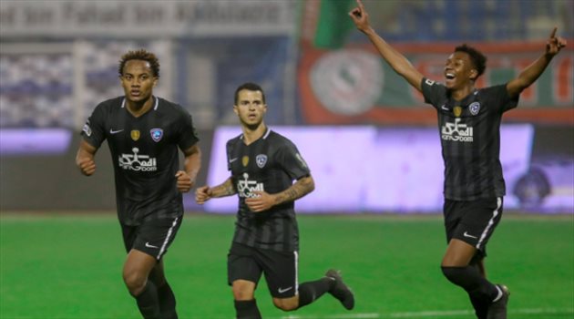 نادي أمريكي يخطط لخطف نجم الهلال.. ولكن!