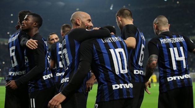 إنتر ميلان يوافق على بيع نجمه إلى برشلونة.. بشرط !