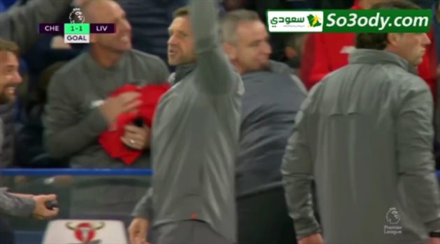 صحيفة تكشف سبب احتفال كلوب مع محمد صلاح بعد هدف ستوريدج