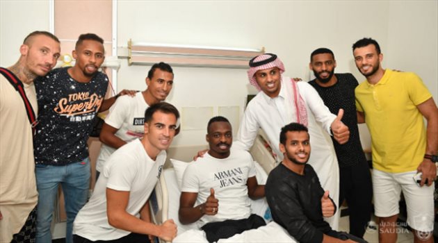 الأهلي يزور معتز هوساوي بعد معاناته من ضيق التنفس