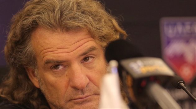 قبل ديربي الرياض.. كارينيو يحضر مفاجأة صادمة لإدارة النصر