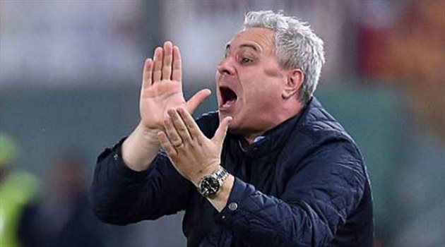 سوموديكا يفاجئ النصر.. وماذا قال عن مستقبله مع الشباب؟