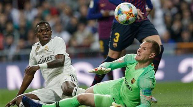 تغييرات متوقعة في تشكيلتي ريال مدريد وبرشلونة بكلاسيكو الليجا