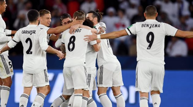 الدوري الإسباني| بنزيما يقود هجوم ريال مدريد أمام ريال بيتيس