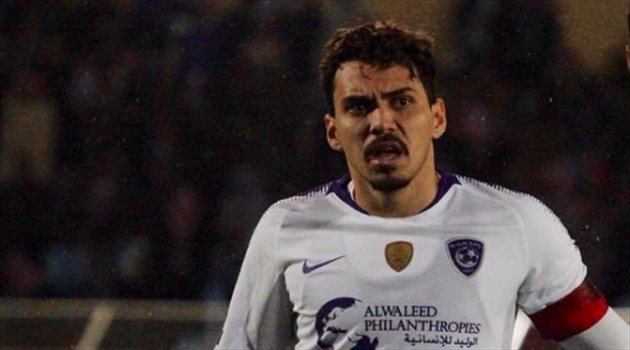 إعلامي ينشر فيديو مثير للجدل بين إدواردو ومدرب النصر