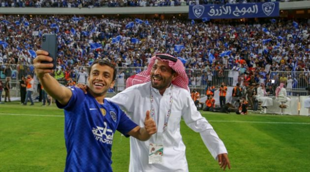 نزول الملعب وعودة عموري وأسطورة الجابر والشلهوب.. 8 تصريحات نارية لرئيس الهلال