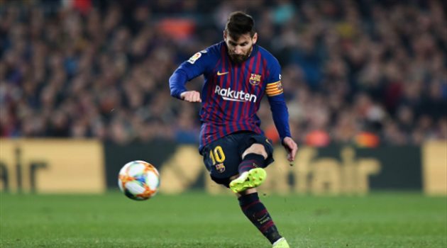 برشلونة يحدد موقف ميسي من ديربي كتالونيا