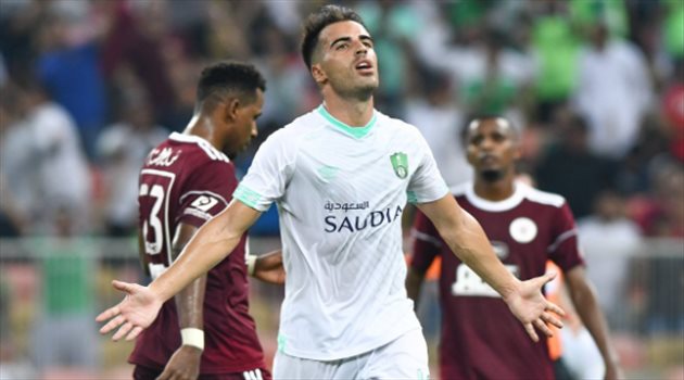 خورادو يتحدث عن أبرز لاعبين وقرار الـ8 أجانب والمرشحون للقب الدوري