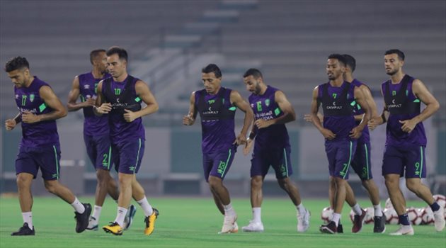 الأهلي يكشف حجم إصابة "الثلاثي" قبل مباراة الفيحاء