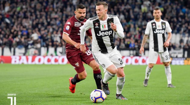 تعادل إيجابي في ديربي يوفنتوس وتورينو بالدوري الإيطالي