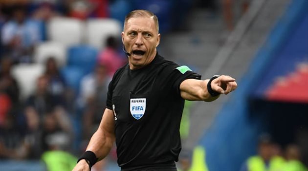 الأرجنتيني نيستور بيتانا حكما لنهائي كأس الملك