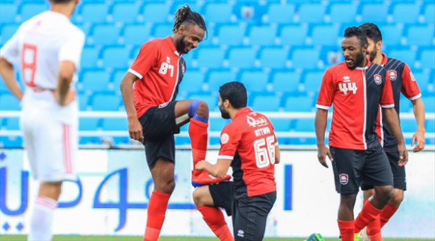 بعد انتهاء الجولة 22.. الرائد يسجل رقما سلبيا والهلال يواصل التألق