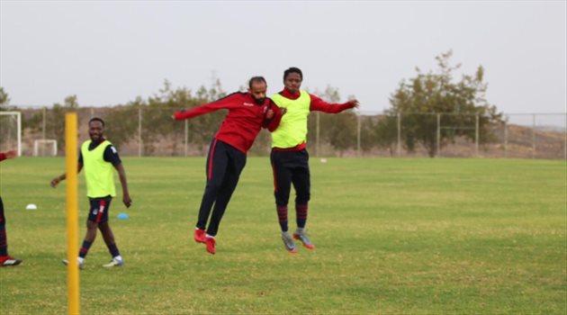 دوري الدرجة الأولى| أبها يغرد في الصدارة مؤقتا بانتصار مثير على المجزل