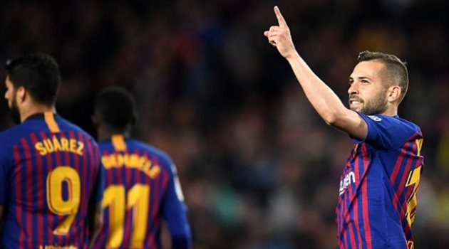 جوردي ألبا في مهب الريح.. برشلونة يرصد 5 أسماء لتدعيم مركز الظهير الأيسر