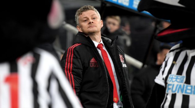 رغم تصريحات سولسكاير .. نجم مانشستر يونايتد يقترب من العودة للدوري الإيطالي