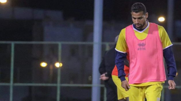 رسميا.. رئيس أحد يعلن الاستغناء عن لاعب الأهلي السابق