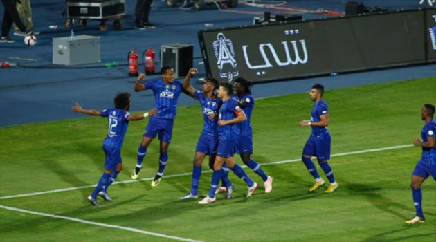 دوري المحترفين| الهلال على بعد "خطوة واحدة" من إنجاز تاريخي جديد