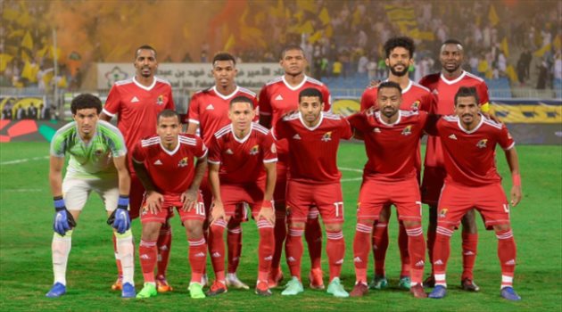 النصر يطارد نجم الوحدة لخطفه في الصيف