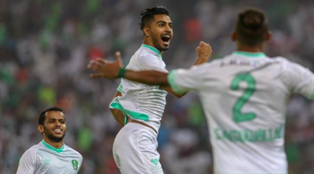 دوري المحترفين| السومة يفك النحس.. الأهلي يفوز بشق الأنفس على الحزم