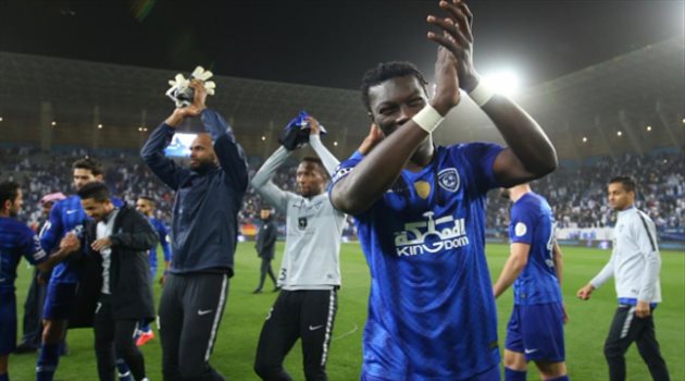 نجوم الهلال يغردون فرحا بالفوز على الفيصلي في دوري المحترفين
