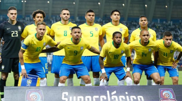 سوبر كلاسيكو| نجم البرازيل "يتغزل" في ثنائي الهلال.. ويؤكد: "الأخضر قوي"