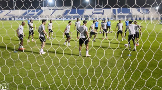 كلاسيكو المملكة| الهلال ينهي تحضيراته لموقعة الاتحاد بمشاركة الفرج