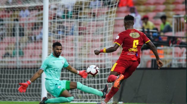 دوري المحترفين| القادسية يصدم الأهلي بثنائية هارون كمارا