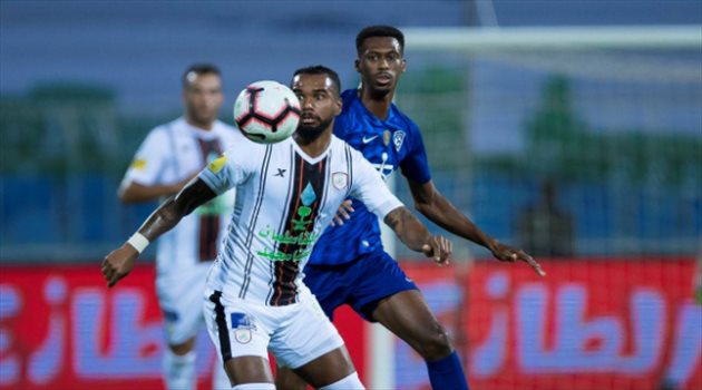 فيديو متداول.. هل أطلق كنو لفظا مسيئا لحكم مباراة الهلال والشباب