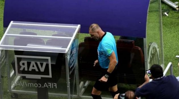 الدوري السعودي.. استبعاد حكام تقنية الفيديو من ملاعب كرة القدم