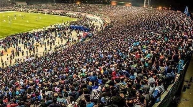 خرجوا عن السيطرة.. "الجماهير الغفيرة" تتسبب في تأجيل كلاسيكو العراق