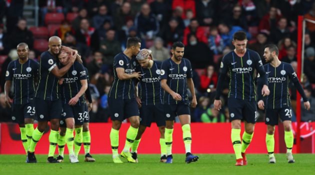  الدوري الإنجليزي| فيديو.. مانشستر سيتي يعود لطريق الانتصارات بثلاثة في شباك ساوثهامبتون