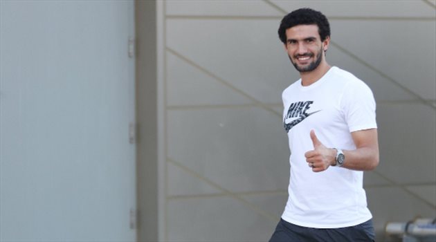  مدرب الإسماعيلي ساخرا من عواد.. هل تعاقد الوحدة مع "مارادونا" من أجلك؟